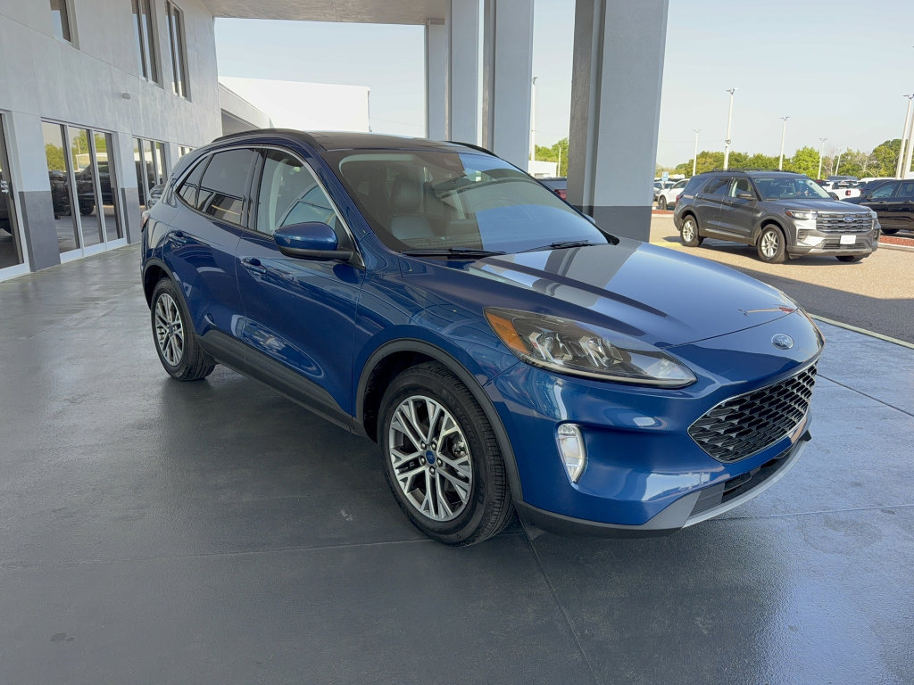 Certified 2022 Ford Escape SEL image 4