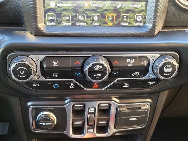 Used 2023 Jeep Wrangler Unlimited Sahara image 18