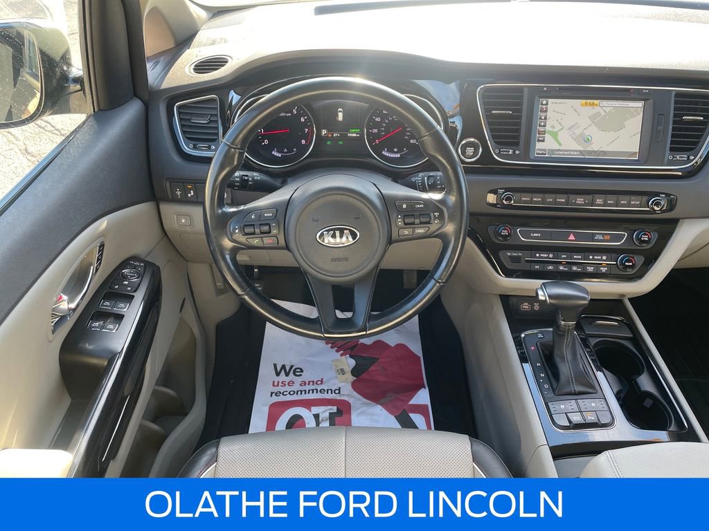Used 2018 Kia Sedona SX image 23