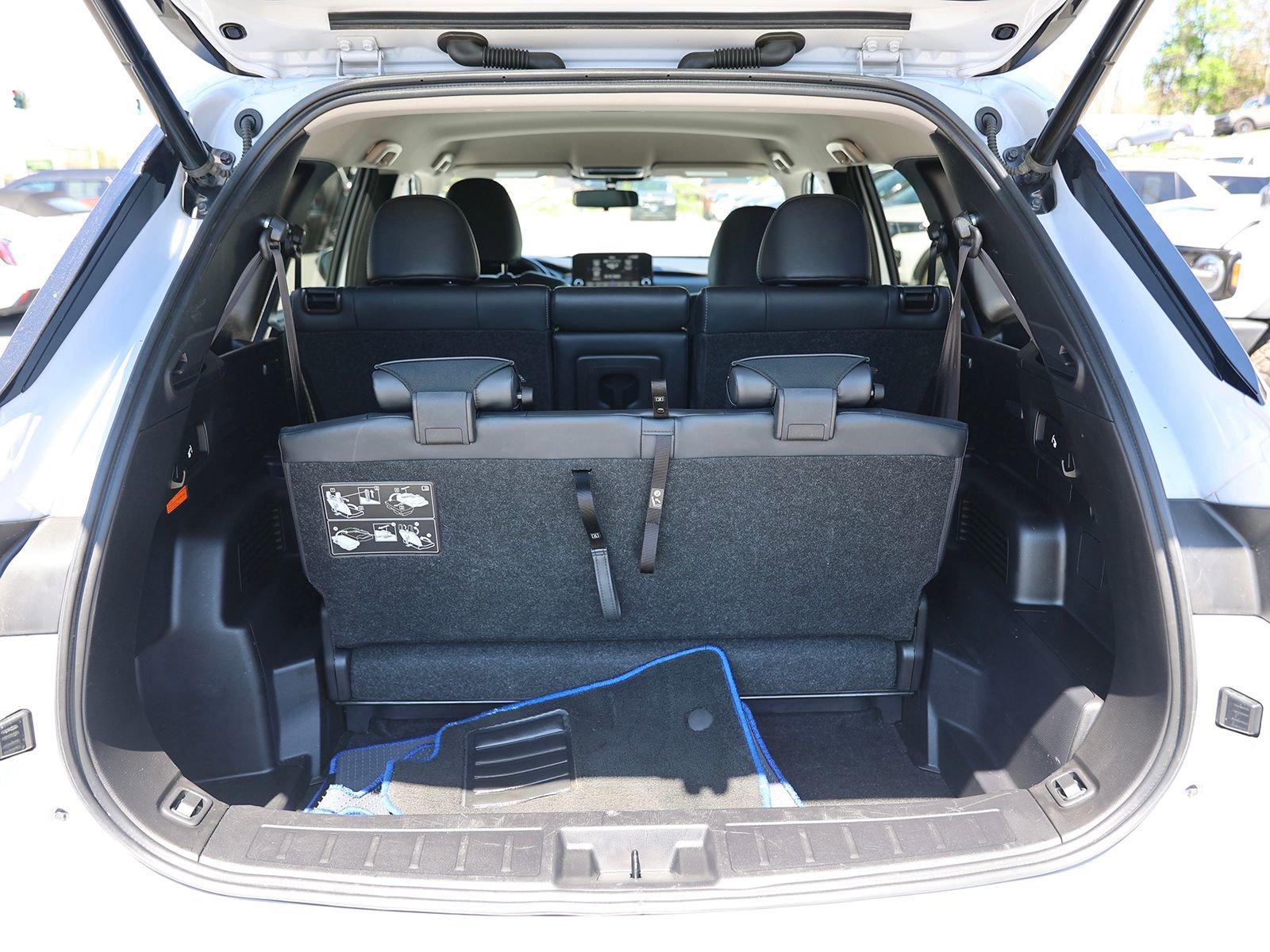Used 2024 Mitsubishi Outlander 4WD Plug-In Hybrid image 14