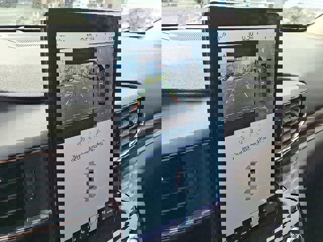 Certified 2023 Ford Explorer Limited w/ Limited Technology Package image 20