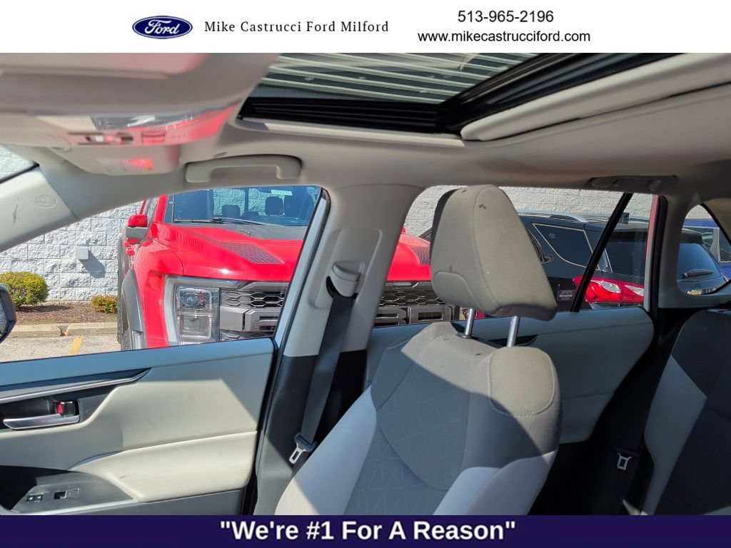 Used 2024 Toyota RAV4 XLE w/ Convenience Package AWD/4WD image 7
