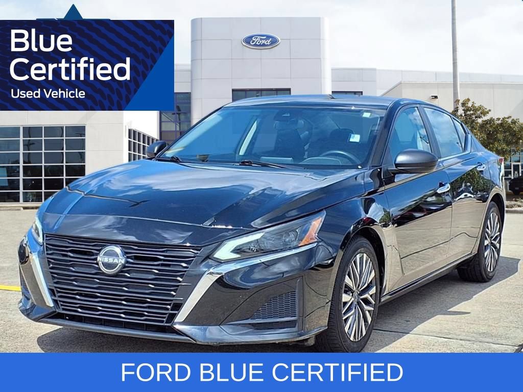 Used 2024 Nissan Altima 2.5 SV