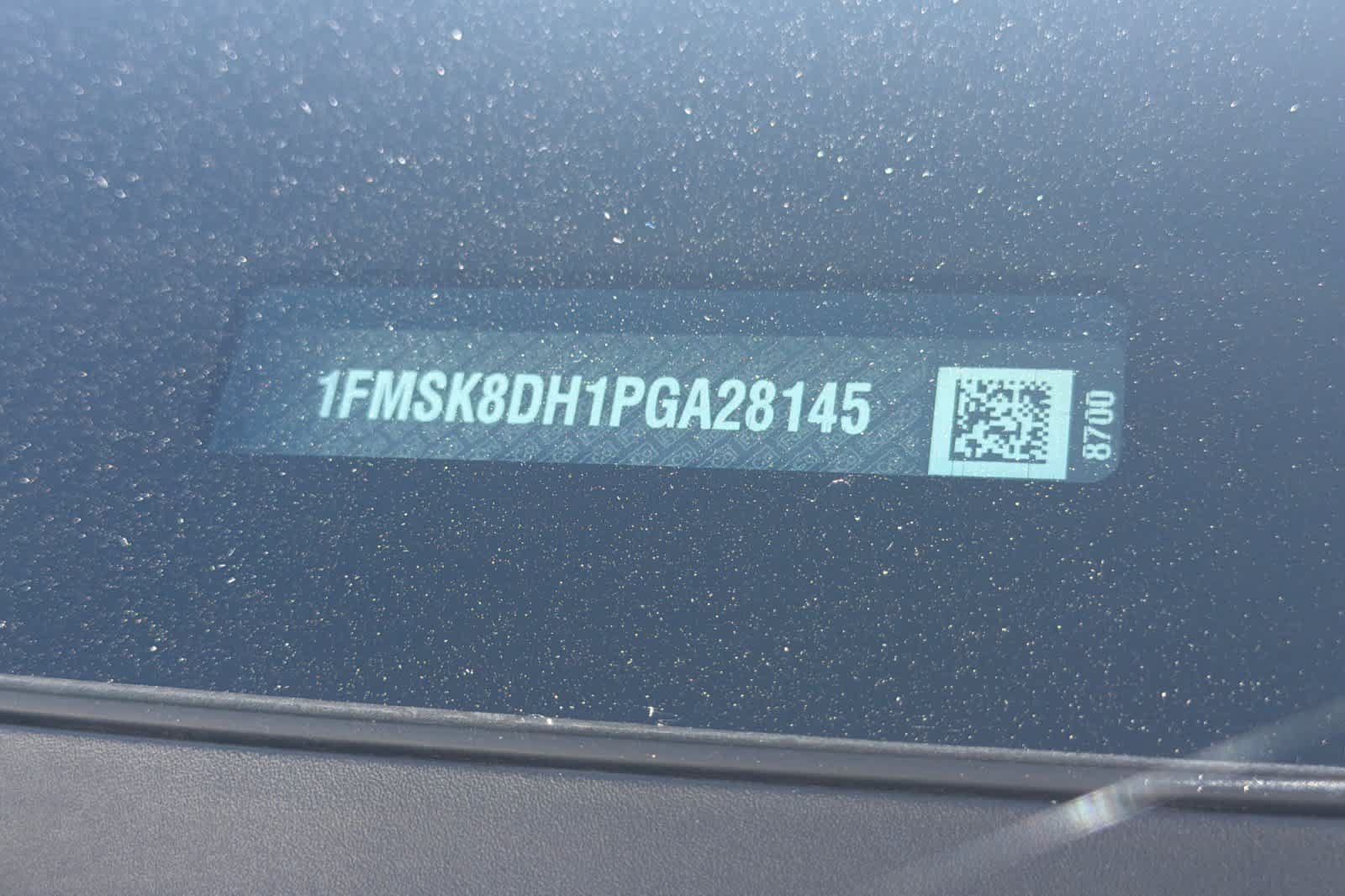 Certified 2023 Ford Explorer XLT w/ Equipment Group 202A AWD/4WD image 2