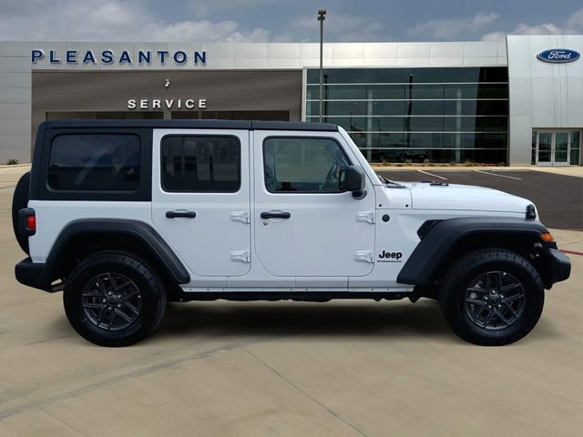 Used 2025 Jeep Wrangler Unlimited Sport AWD/4WD image 6