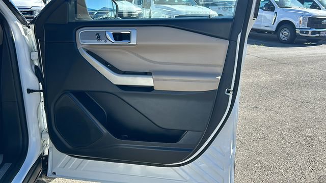 Certified 2022 Ford Explorer Limited w/ Class IV Trailer Tow Package image 12