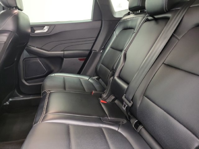 Certified 2025 Ford Escape Platinum AWD/4WD image 11