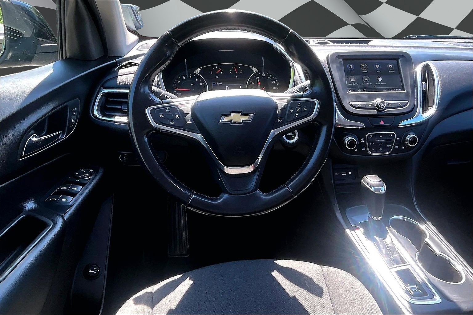 Used 2019 Chevrolet Equinox LT FWD image 5