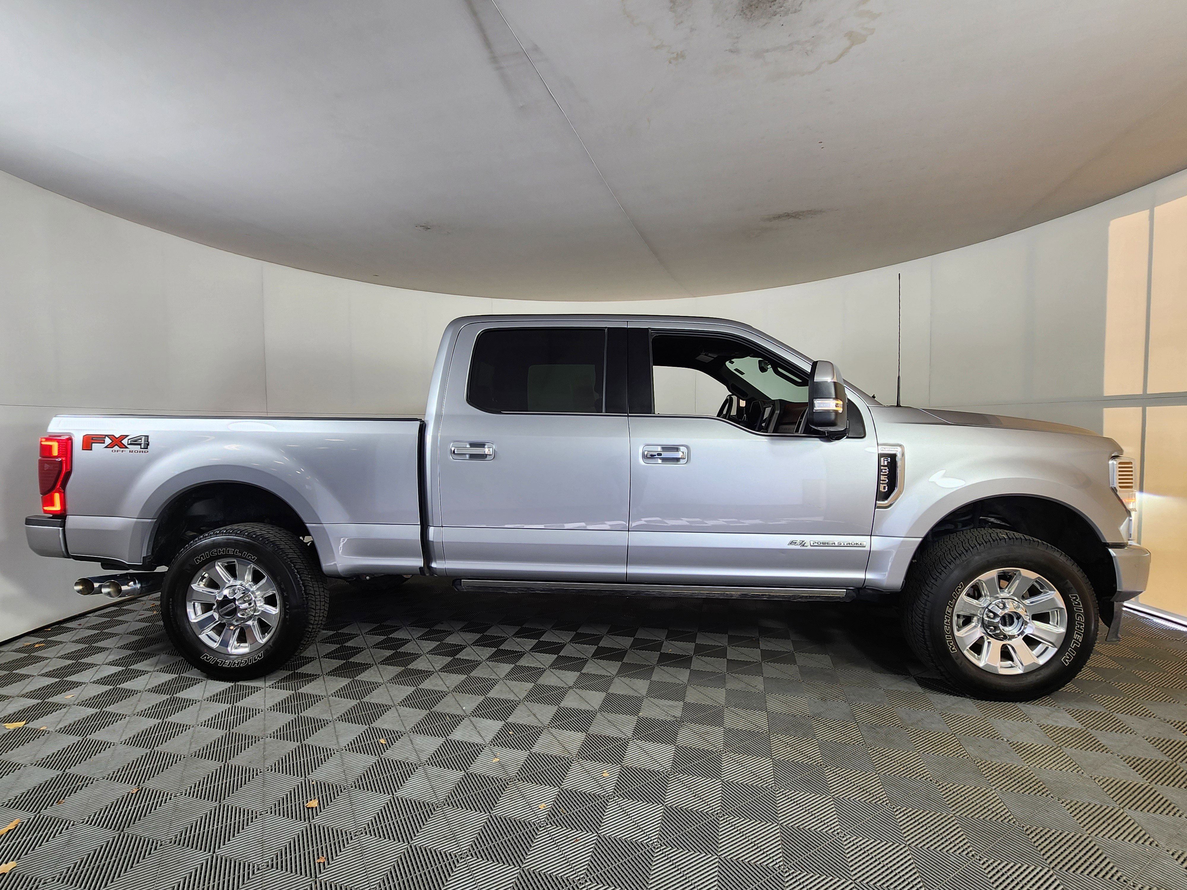 Certified 2022 Ford F350 Platinum image 8