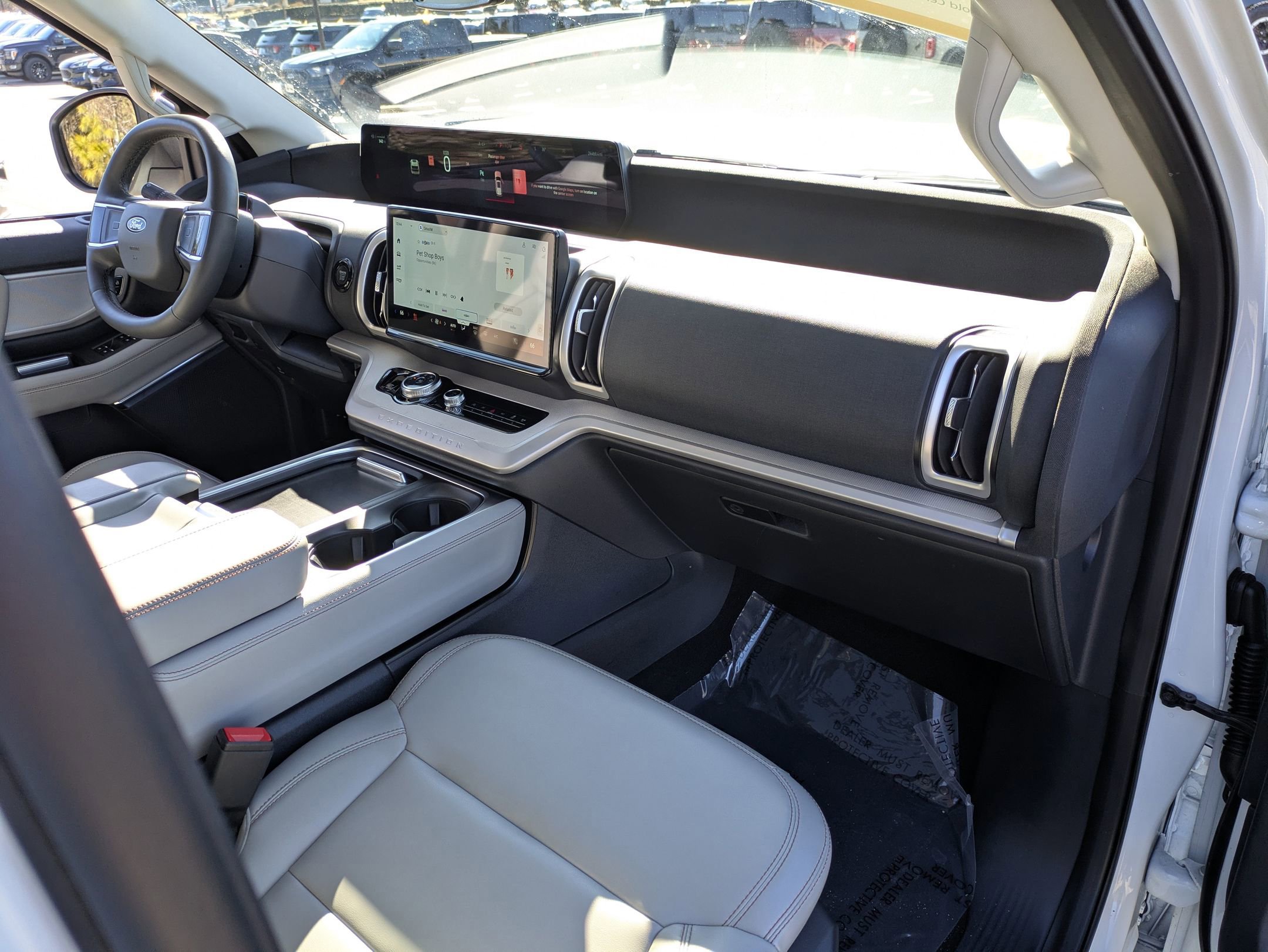 Certified 2025 Ford Expedition Active image 37