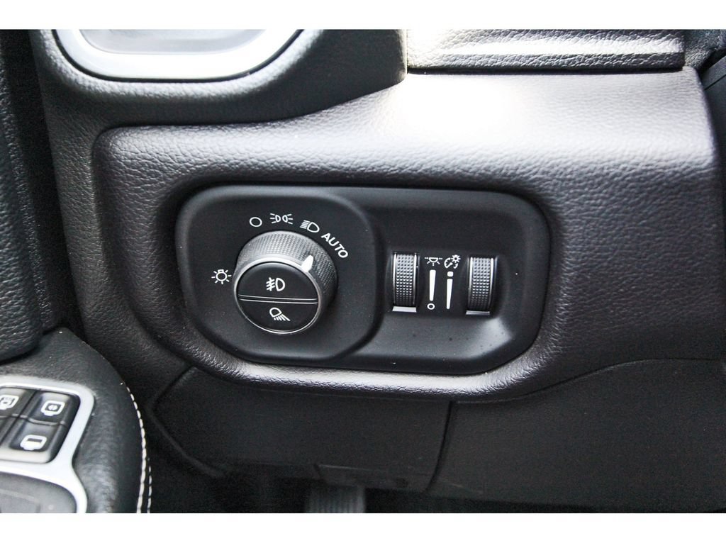 Used 2023 RAM 2500 Laramie AWD/4WD image 20