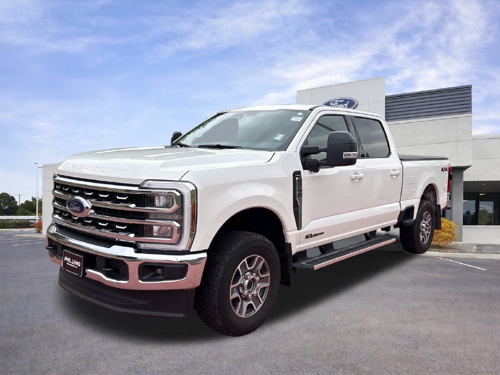 Certified 2025 Ford F250 Lariat AWD/4WD image 4