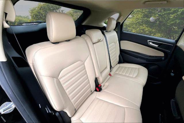 Certified 2022 Ford Edge SEL w/ Convenience Package AWD/4WD image 26