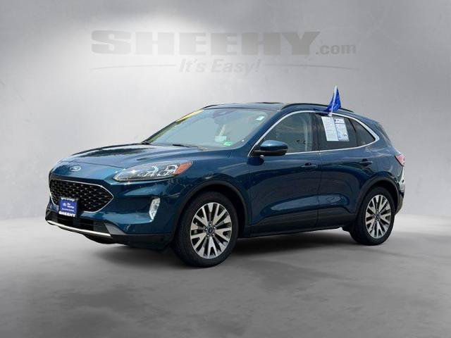 Certified 2020 Ford Escape Titanium w/ Titanium Premium Package 2.0 AWD/4WD image 17