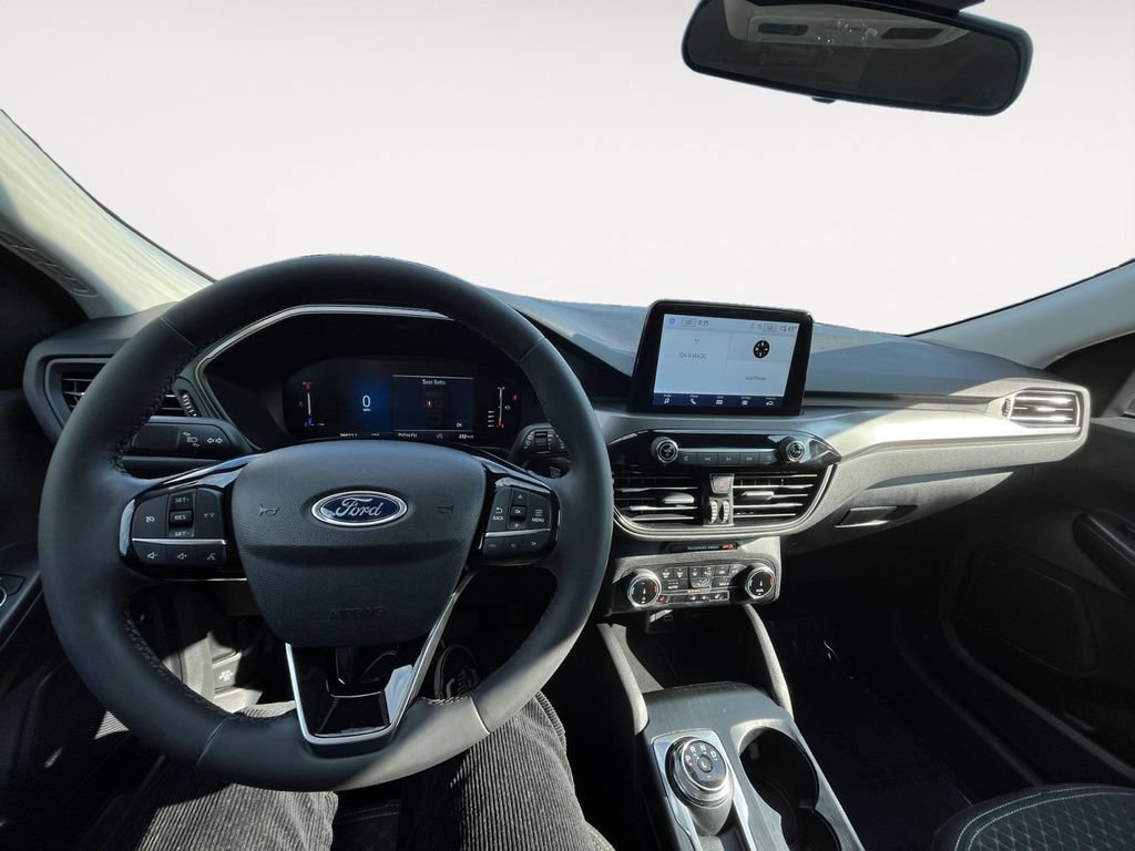 Certified 2023 Ford Escape Active AWD/4WD image 10