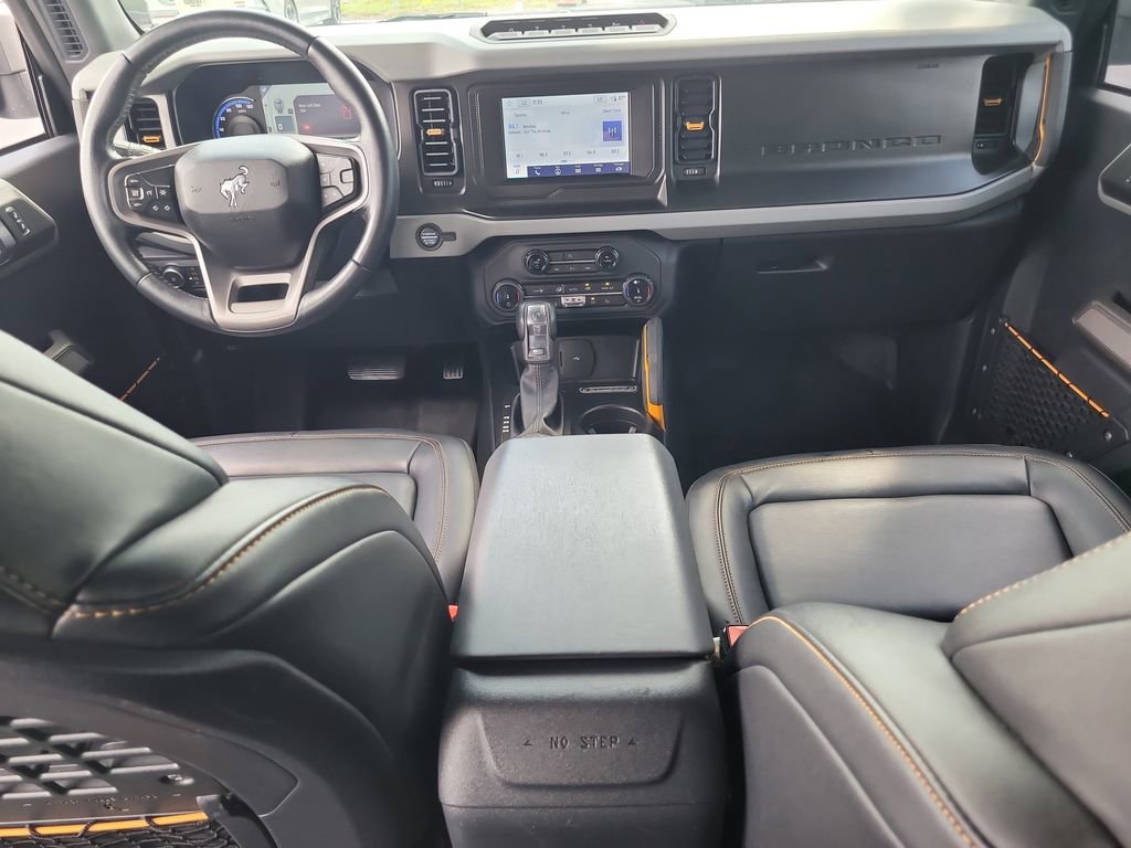 Certified 2022 Ford Bronco Badlands AWD/4WD image 11