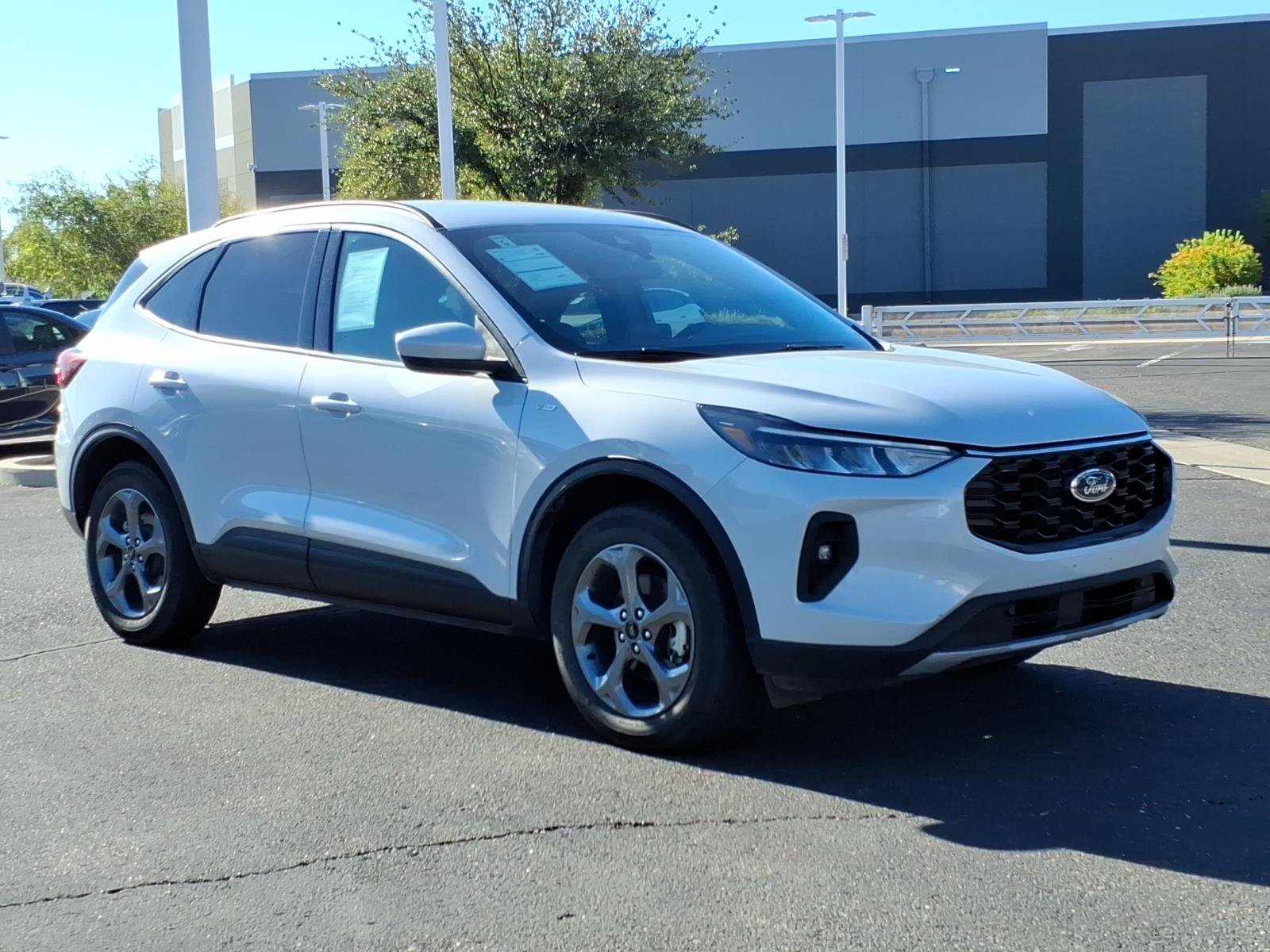 Certified 2025 Ford Escape ST-Line Select AWD/4WD image 7