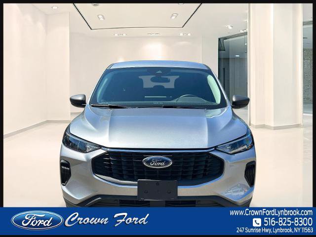 Certified 2023 Ford Escape Active w/ Tech Pack #1 AWD/4WD image 2