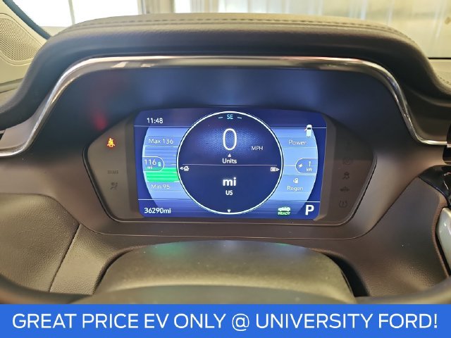 Used 2023 Chevrolet Bolt EUV LT w/ Convenience Package FWD image 19