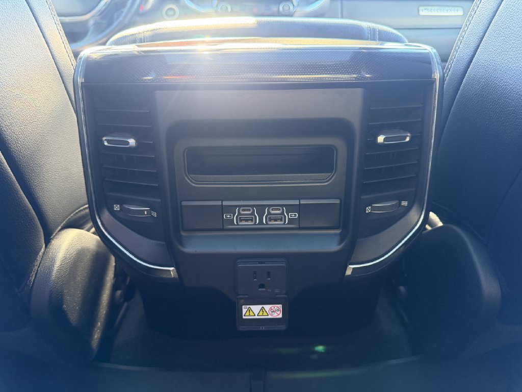 Used 2022 RAM 1500 Laramie AWD/4WD image 46