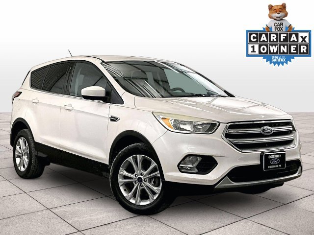 Certified 2017 Ford Escape SE AWD/4WD image 2