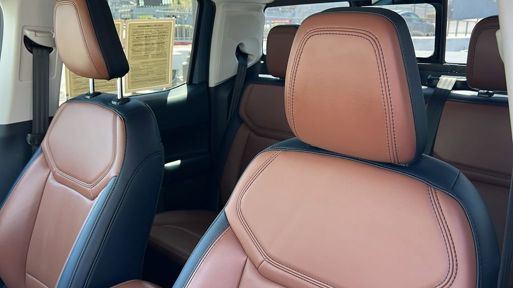 Certified 2022 Ford Maverick Lariat w/ Lariat Luxury Package FWD image 15