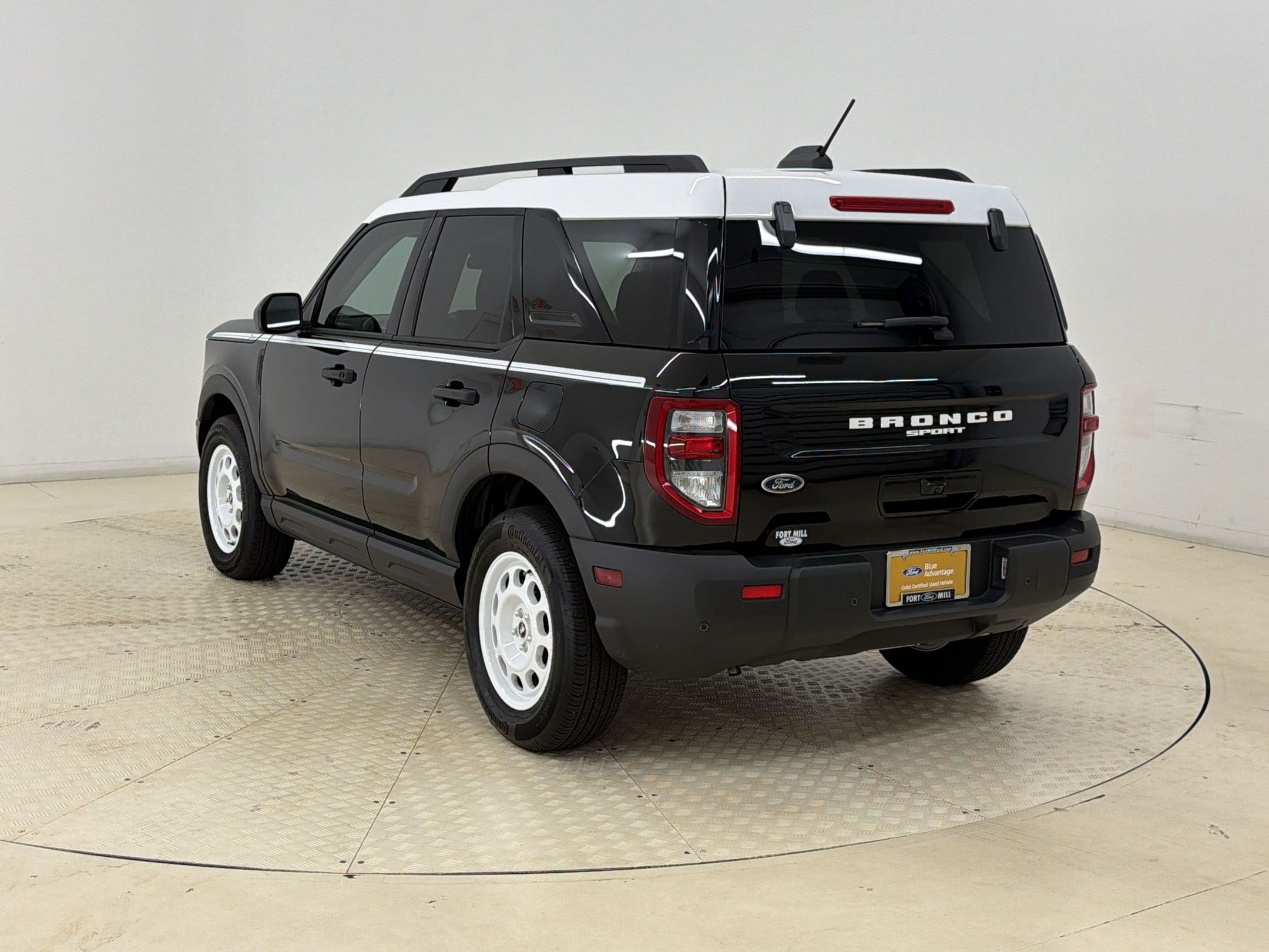 Certified 2025 Ford Bronco Sport Heritage w/ Convenience Package AWD/4WD image 3