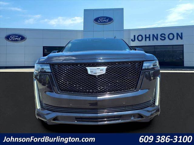 Used 2021 Cadillac Escalade Sport Platinum image 2