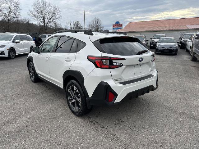 Used 2024 Subaru Crosstrek 2.0i Premium image 5