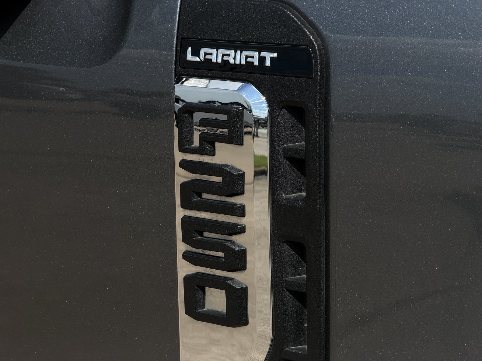 Certified 2024 Ford F250 Lariat w/ Lariat Ultimate Package AWD/4WD image 11