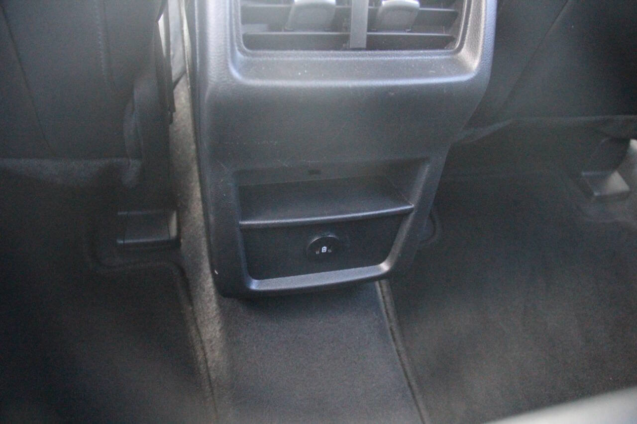 Certified 2023 Ford Edge SEL image 16