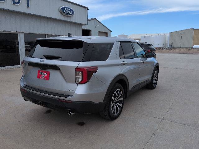 Certified 2022 Ford Explorer ST-Line w/ Class IV Trailer Tow Package AWD/4WD image 8
