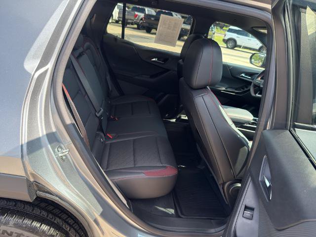 Used 2026 Chevrolet Equinox RS w/ LPO, Floor Liner Package AWD/4WD image 17