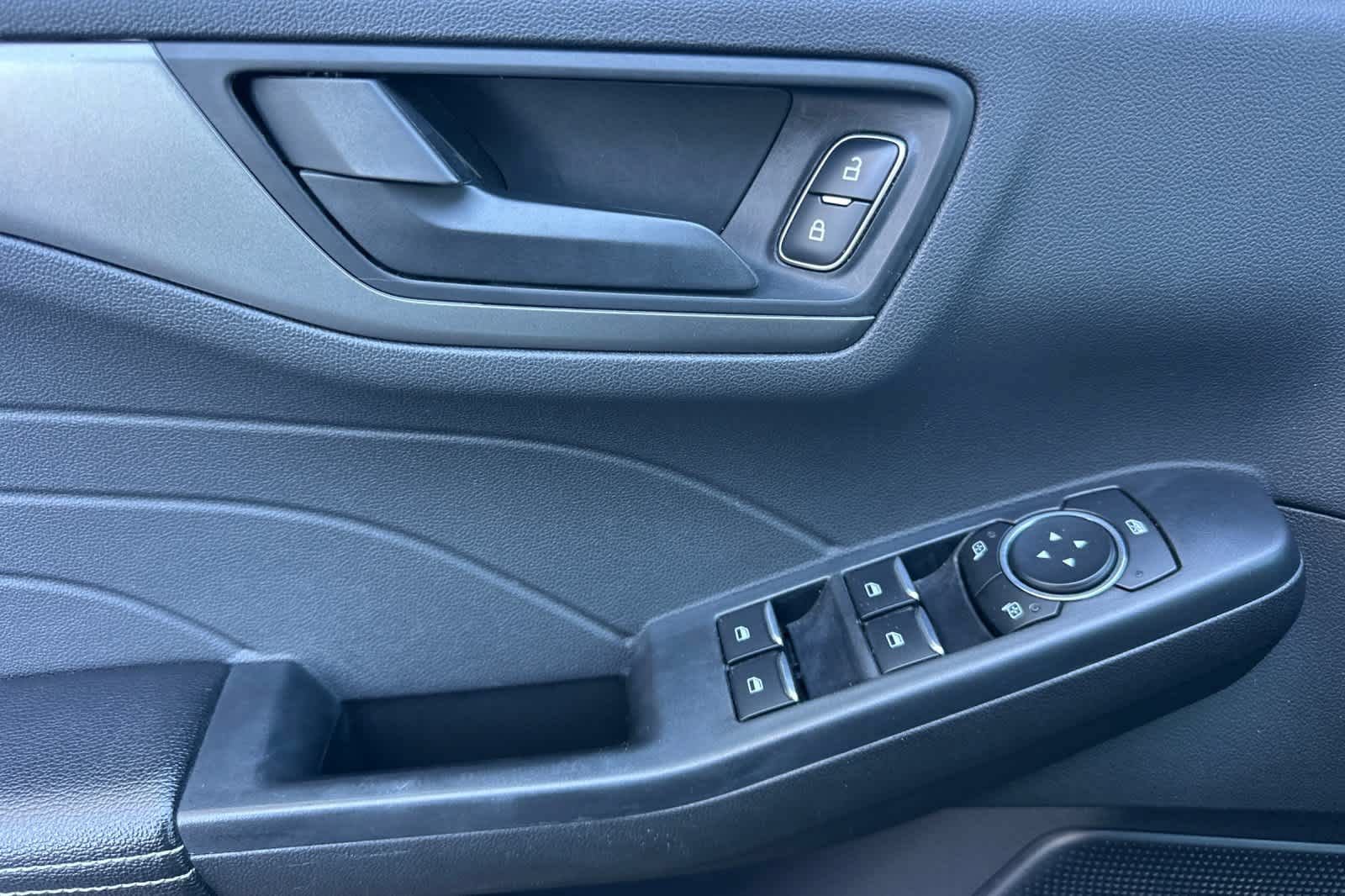 Certified 2024 Ford Escape Active FWD image 13