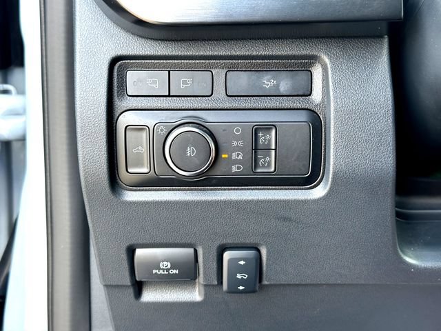 Certified 2024 Ford F350 Lariat w/ Lariat Ultimate Package AWD/4WD image 17