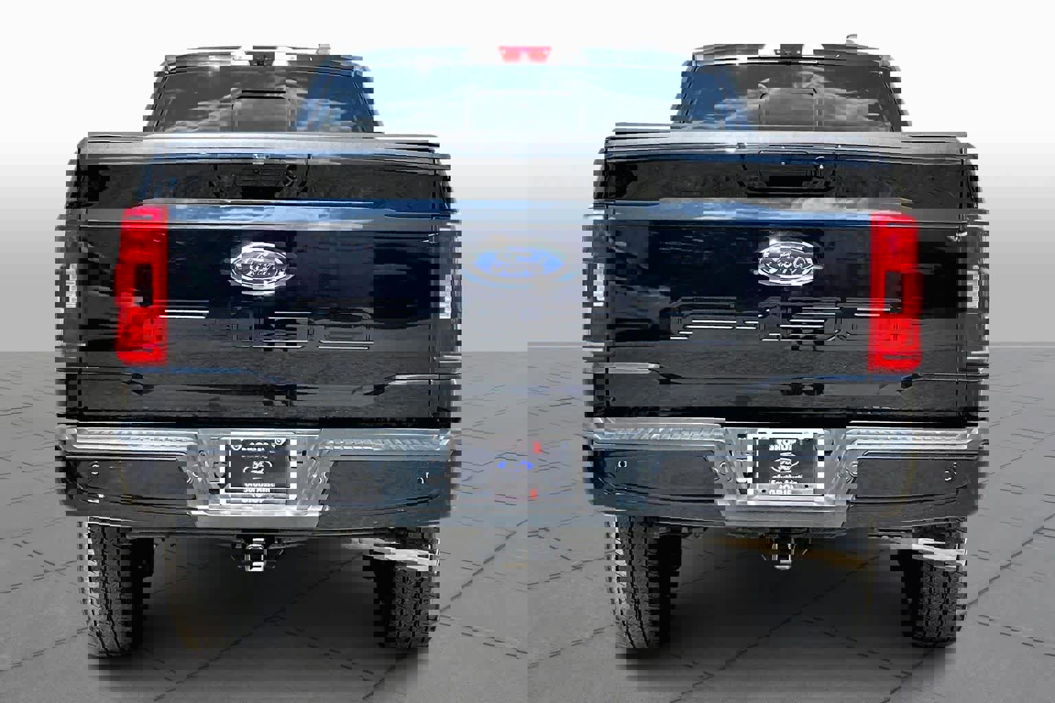 Certified 2022 Ford F150 XLT w/ Equipment Group 302A High image 2