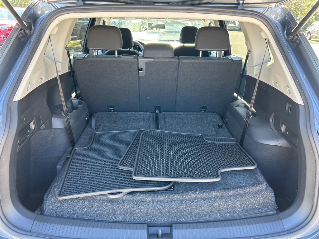 Used 2022 Volkswagen Tiguan S image 43