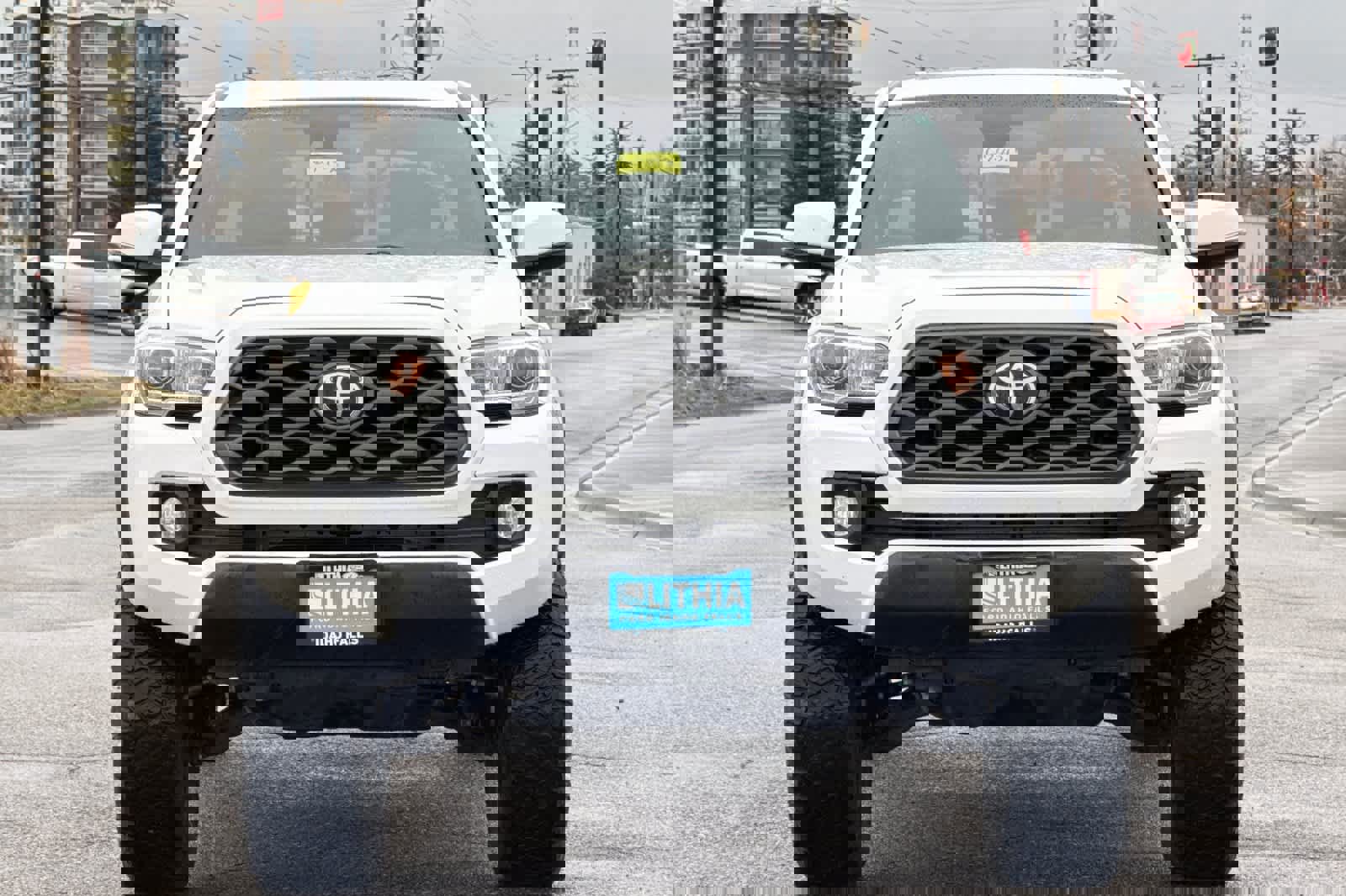 Used 2020 Toyota Tacoma TRD Off-Road image 8