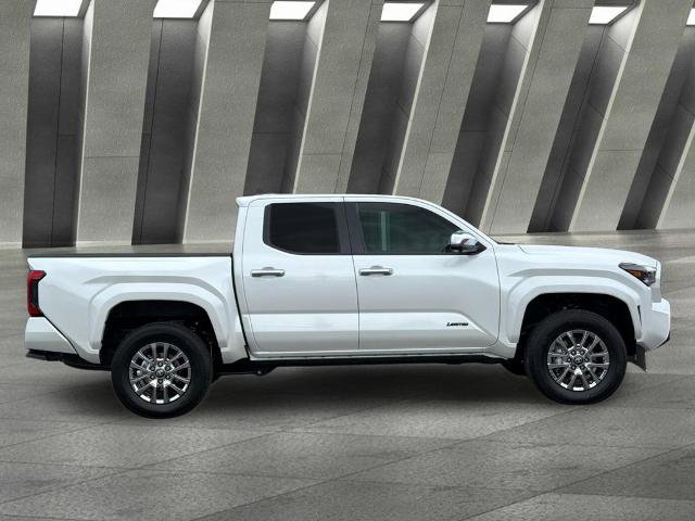 Used 2024 Toyota Tacoma Limited w/ Limited Package (LT) AWD/4WD image 2