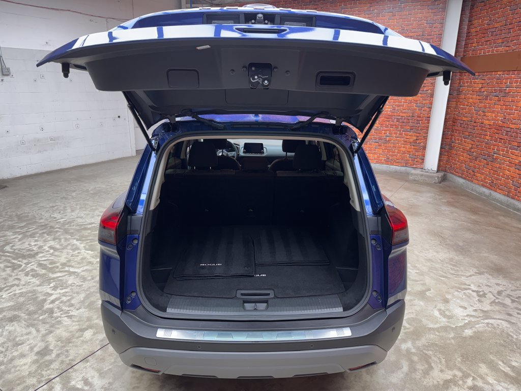 Used 2023 Nissan Rogue SV AWD/4WD image 28