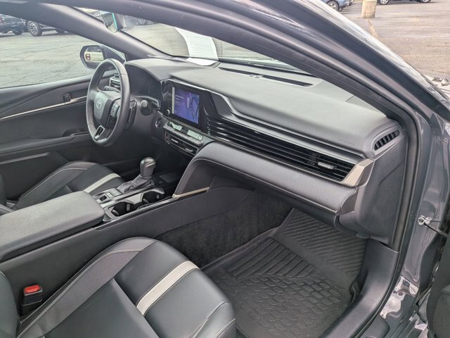 Used 2025 Toyota Camry SE FWD image 36