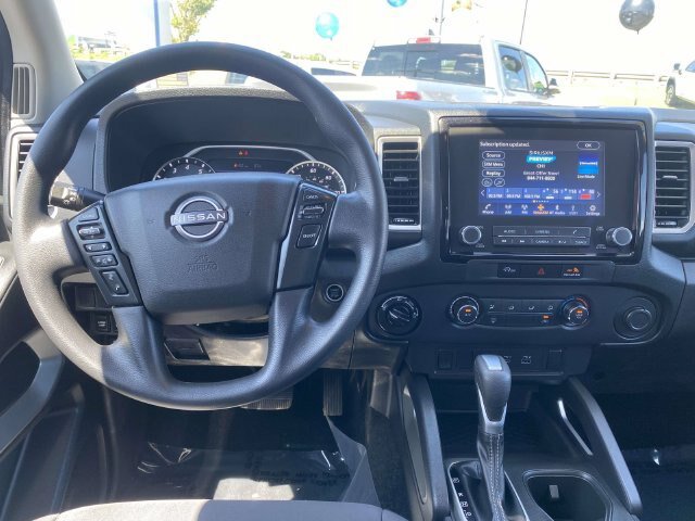 Used 2023 Nissan Frontier SV w/ Tow Package AWD/4WD image 12