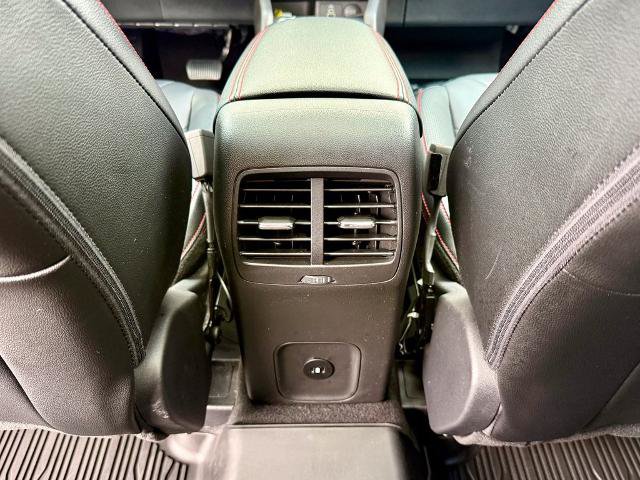 Certified 2025 Ford Escape ST-Line Elite w/ Premium Technology Package AWD/4WD image 35