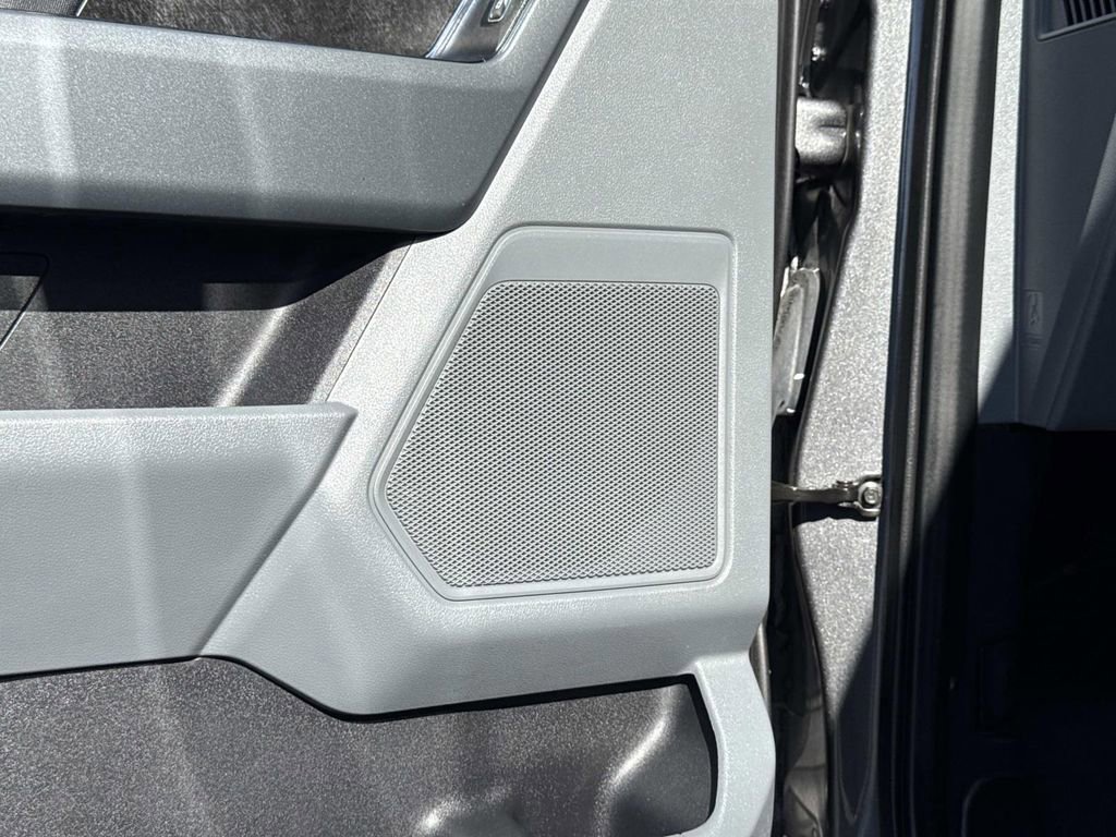 Certified 2021 Ford F150 XLT w/ Equipment Group 302A High image 19