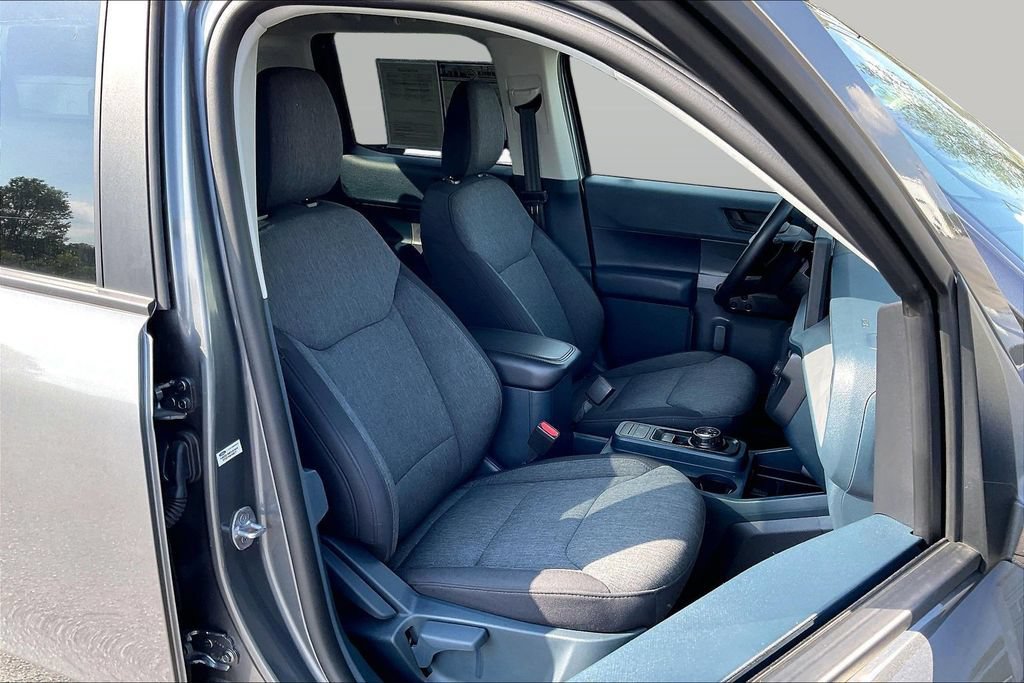 Certified 2025 Ford Maverick XLT w/ XLT Luxury Package AWD/4WD image 7