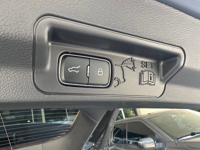 Certified 2026 Ford Explorer ST-Line w/ ST-Line Street Pack RWD image 33