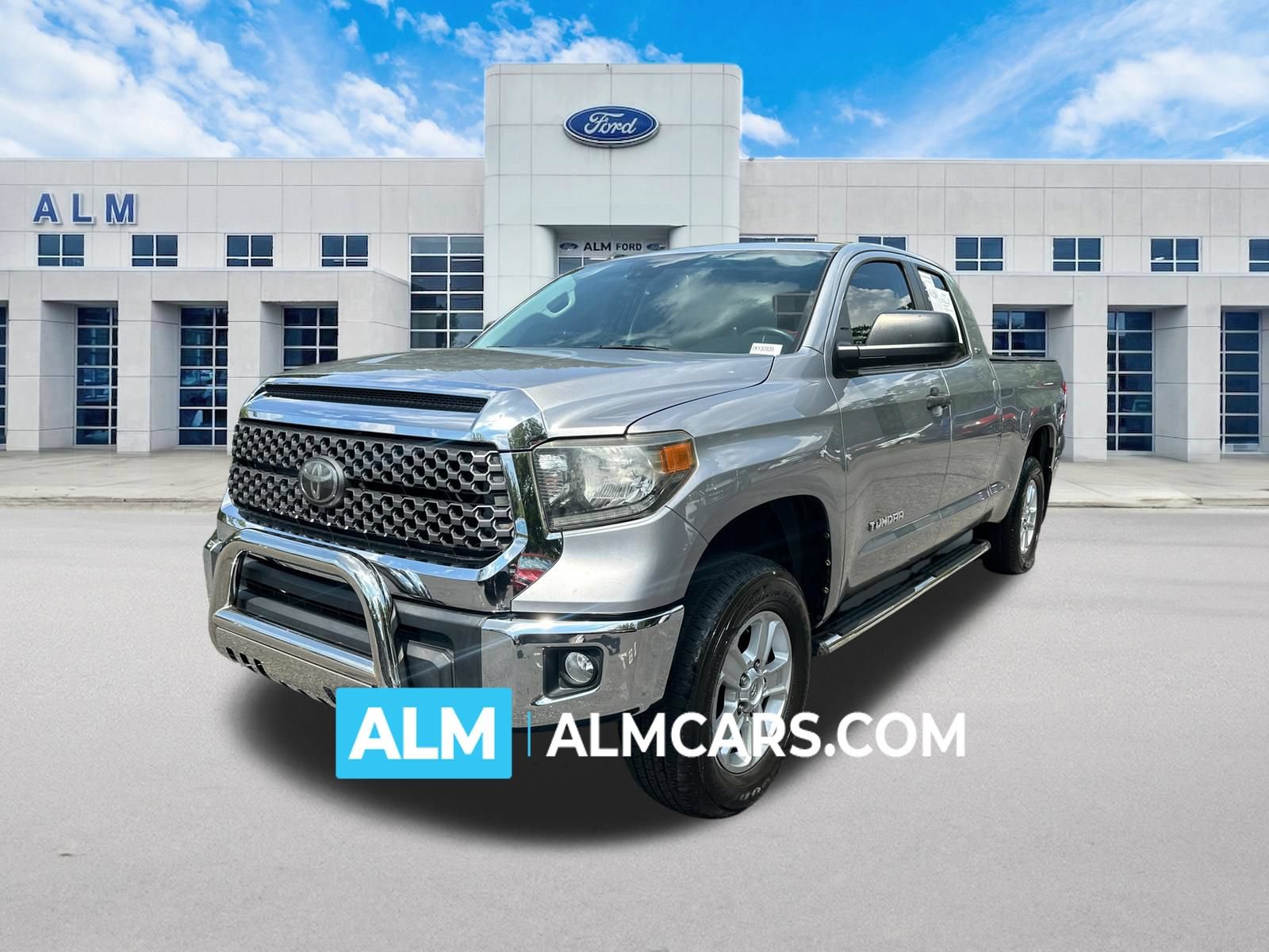 Used 2018 Toyota Tundra SR5 w/ SR5 Upgrade Package