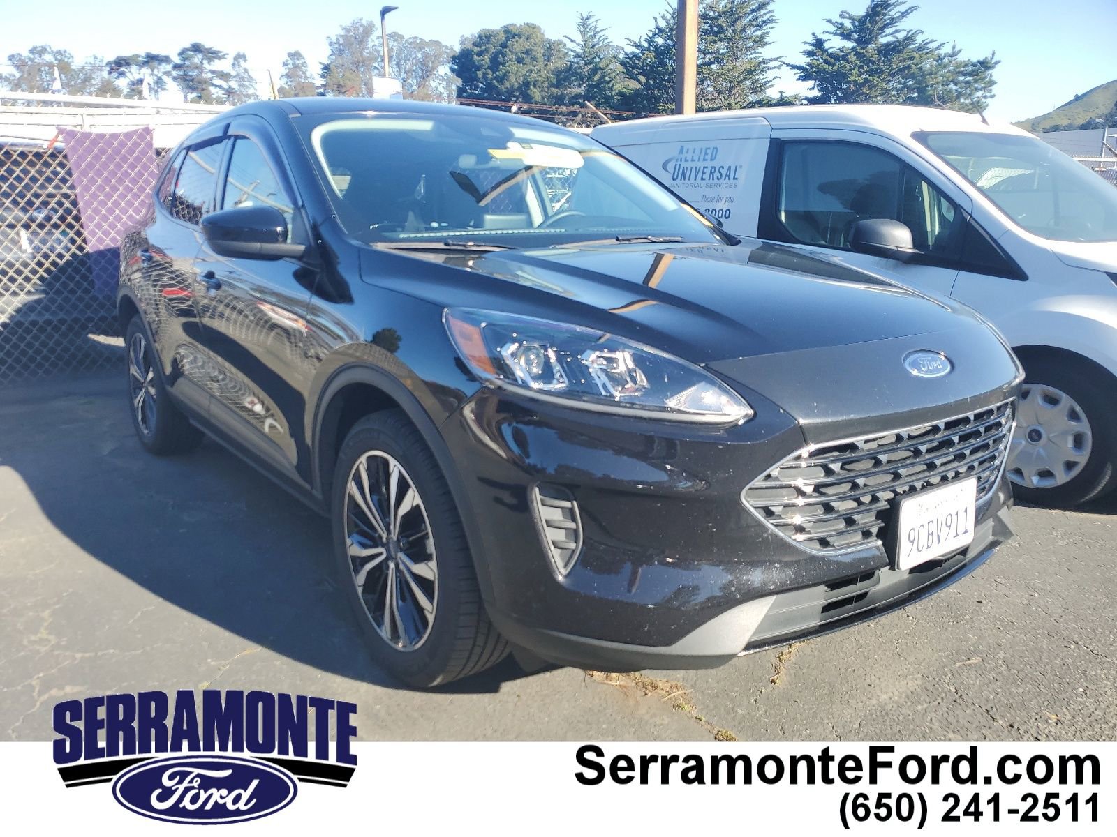 Certified 2022 Ford Escape SE w/ SE Sport Appearance Package image 1