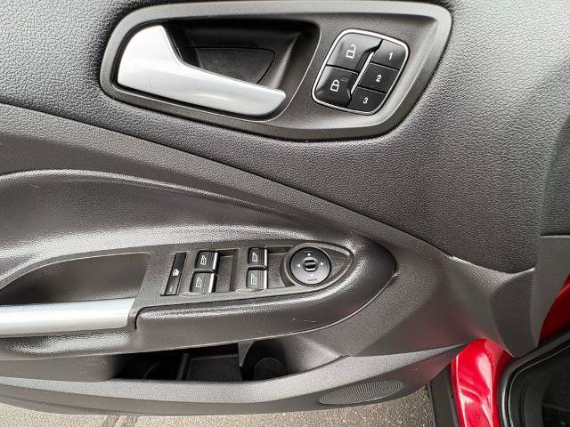 Certified 2019 Ford Escape Titanium AWD/4WD image 20