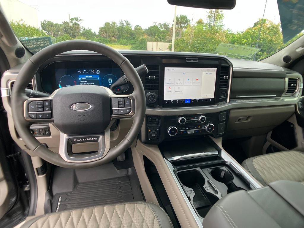 Certified 2026 Ford F350 Platinum w/ Platinum Plus Package image 8
